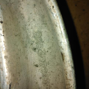 Рычаг Audi A4 B8/8K2/8T3/8RB перед, лев н изогнутый сзади (17 мм шаровая) 8K0407695F