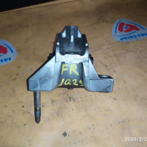 Подушка двигателя Nissan VQ20/VQ25/VQ30 Cefiro A32/A33 алюминий, ДЕФЕКТ перед, прав