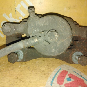 Суппорт Daewoo J150/J190 Nubira перед, лев