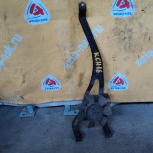 Диффузор радиатора Toyota Hiace Regius KCH46 мотор на диффузор