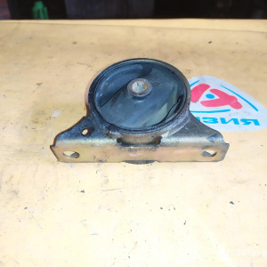 Подушка двигателя Mitsubishi 4G13 Libero CB1V 2WD a/t зад. R MB870262