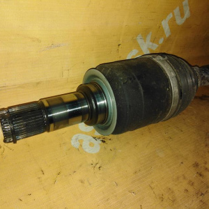 Привод Mercedes W251/V251 R-Class M272E35/272.967 зад, лев R350 4Matic A2513500110