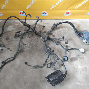 Коса ДВС Toyota 5A-FE Corolla/Sprinter AE100 2WD a/t A240L с эл. приводом спидометра, + компьютер 89661-1A130 трамблёр 4+2 конт. 82121-1K661 ? 82121-1