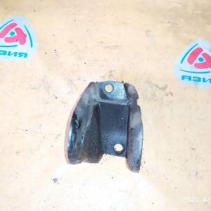Крепление подушки ДВС Mitsubishi 4G63 RVR/Chariot N21W/N41W 2WD a/t перед ( крепление на двс ) 8 valve OLD F 994
