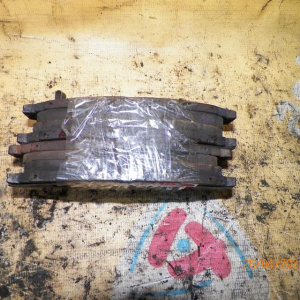 Колодки тормозные Toyota Carina/Caldina/Corona/Vista/Camry/Mark II/Ipsum/Gaia AT190/ST190/ST200AT210/SV40/GX90/GX100/SXM10 На докат F