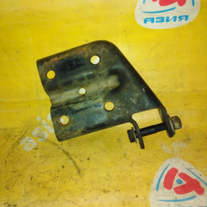 Крепление рессоры Chevrolet 15952991 Blazer S10/T10/S15/T15 L35/4G '1995-2005 L R 4WD Q991 без болтов