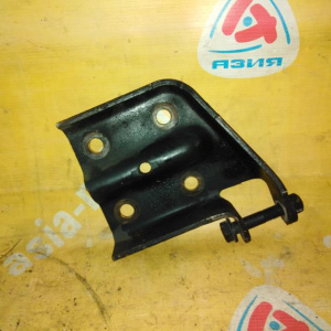 Крепление рессоры Chevrolet 15952992 Blazer S10/T10/S15/T15 L35/4G '1995-2005 зад, прав 4WD Q992 без болтов