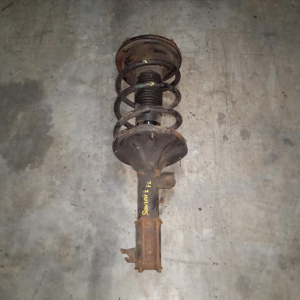 Стойка Hyundai SM/BB Santa Fe G4JS/G6BA/G6CU '2000-2006 перед, лев 5465026000