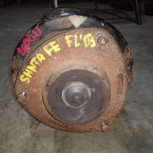 Стойка Hyundai SM/BB Santa Fe G4JS/G6BA/G6CU '2000-2006 перед, лев 5465026000