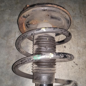 Стойка Hyundai SM/BB Santa Fe G4JS/G6BA/G6CU '2000-2006 перед, лев 5465026000