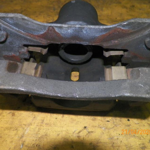 Суппорт Subaru BL5/BP5 Legacy/Legacy B4 зад, прав ПОД НЕ ВЕНТ.ДИСК 274 ММ.