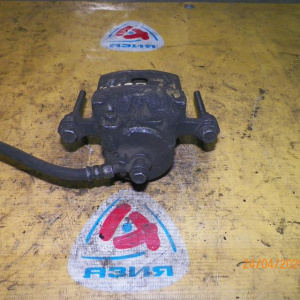 Суппорт NISSAN N15/B14/R11 перед, лев (вент.диск) БЕЗ СКОБЫ