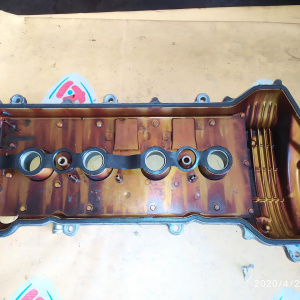 Крышка клапанная Toyota 1ZZ/3ZZ Corolla ZZE120 VVTi