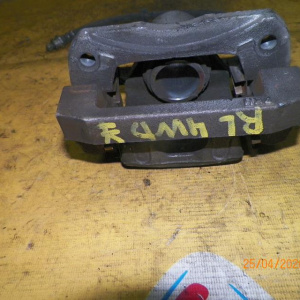 Суппорт Mazda LY3P MPV зад, лев 4WD