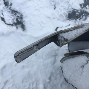 Ноускат Mazda Demio DW3W '12.1999-07.2002 a/t (Ford) дефект крепления бампера (без габаритов) ф.P1001  т.026703