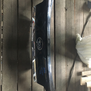 Накладка 5-й двери Subaru Outback BRF/BR9 (В сборе) 91112-AJ050