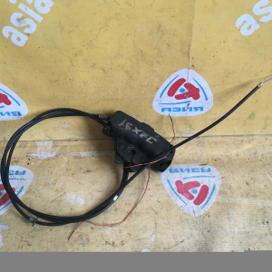 Тросик капота Toyota Mark II GX90 + замок