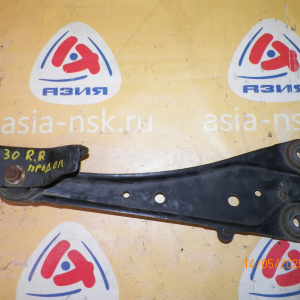 Рычаг TOYOTA ACA33, ACA31, ACA32, ACA36, ASA33, ASA38, ASA42, ASA44, AVA44, GSA33, QEA38,ZSA44 зад, прав продольный. 4WD