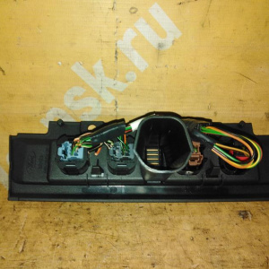 Блок кнопок Ford Focus 2 CAP '2004- Обогрев стекла, ESP 4M51-130734-DB