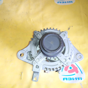 Генератор Toyota 2ZR Allion/Premio ZRT260/ZRT265/ZRE142/ZRE154/ZSP110 12V. 100A. 4 конт. пластиковая крышка ( IG/RLO/L/M ) 27060-37020/-37021/104210-5