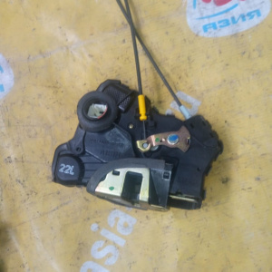 Замок двери Toyota ZZE136 Voltz (2 контакта) перед, лев