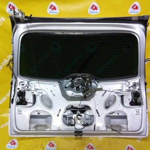 Дверь задняя Volkswagen Touareg 7LA/7L6 '2002-2010 дефект