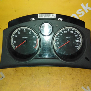 Панель приборов Opel Astra H A04/L35 2H9/Z18XE '2004 1.8L АКПП 260 km/h GL 13184327