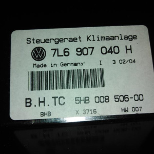 Блок управления климат-контролем Volkswagen 7LA/7L6 Touareg '2002-2010 (дефект кнопок) электр.7L6907040H 7L6907040H3X1