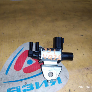 Клапан вакуумный Nissan K5T46673 / 149558J10A Teana/Murano J31/Z50/Z51 VQ23/VQ35 на заслонку в коллекторе