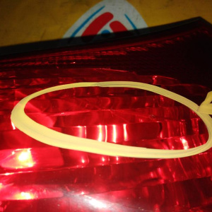 Стоп BMW 1-Series E87 '2003-2007 R (трещина на стекле) 63216924502