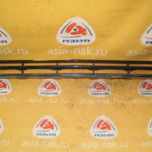 Решетка радиатора TOYOTA Harrier MCU15 маленькая (нижняя) 53112-48010