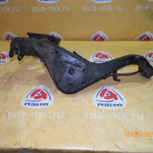 Рычаг Nissan NT31/NJ10 X-Trail/Dualis/Qashqai зад, прав 2WD/4WD Продольный (дефект сален блока) 55501JG000