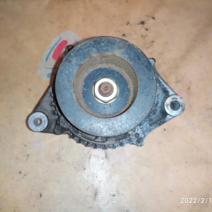 Генератор Toyota 3C-TE Lite Ace Noah/Town Ace Noah CR40/CR50 без вакуум Bus 3 конт. овал. 90 ампер 27060-64400