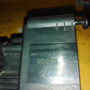 Блок клапанов подвески Mercedes R-Class W251/V251 A2513200158