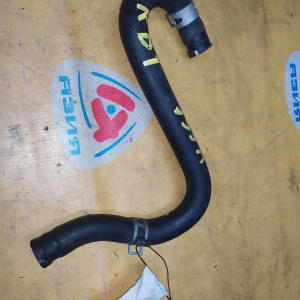 Патрубок радиатора печки Honda Legend KB1 J35A ВЕРХ, с головки на кран печки