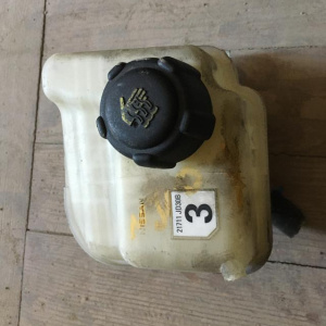 Бачок расширительный Nissan NJ10 Dualis/Qashqai 21711-JD30B