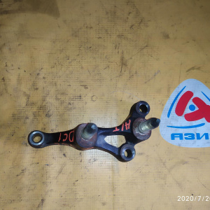 Крепление подушки ДВС Honda ZC Integra DC1/DB6 a/t S4MA/M4MA перед, прав S5A / 50825-SR3-950