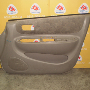 Обшивка двери Toyota Corolla Spacio AE110 перед, прав
