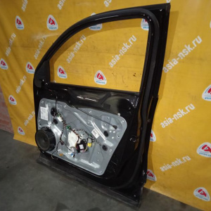Дверь боковая Volkswagen Tiguan 5N1 '2008 перед, прав LC9X в сборе, молдинг 5N0831056B