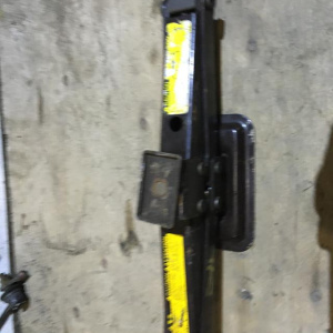 Домкрат Toyota Granvia VCH10 09111-26100 1450 кг