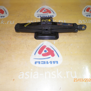 Домкрат Toyota Granvia/Hiace/Grand Hiace VCH10/KCH10/KCH12/KCH16/RCH11/RCH12/LXH12 09111-26100. 09111-26090. 1450 кг