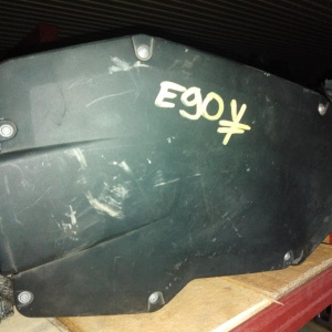 Корпус воздушного фильтра BMW 3-Series E87/E90 N52B25A/N52B30A без ДМРВ 13717541736