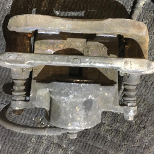 Суппорт HONDA RB1/RB2 Odyssey перед, прав