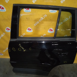 Дверь боковая Volkswagen Tiguan 5N1 '2008 зад, лев в сборе, молдинг 5N0833055A