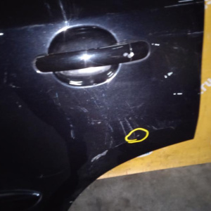 Дверь боковая Volkswagen Tiguan 5N1 '2008 зад, лев в сборе, молдинг 5N0833055A