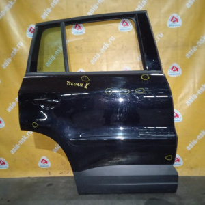 Дверь боковая Volkswagen Tiguan 5N1 '2008 зад, прав в сборе, молдинг 5N0833056A