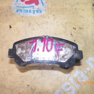 Колодки тормозные Nissan Dualis/Qashqai NJ10 F