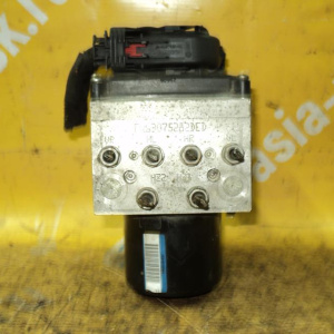 Блок ABS Volkswagen Passat B6/3C2/3C5 3C0614109Q '2006