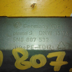 Защита бампера Volkswagen Tiguan 5N1 F '2007-2011 Track&Field (дефект боковых креплений) 5N0807532