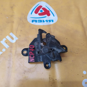 Замок капота Toyota Vitz NCP10